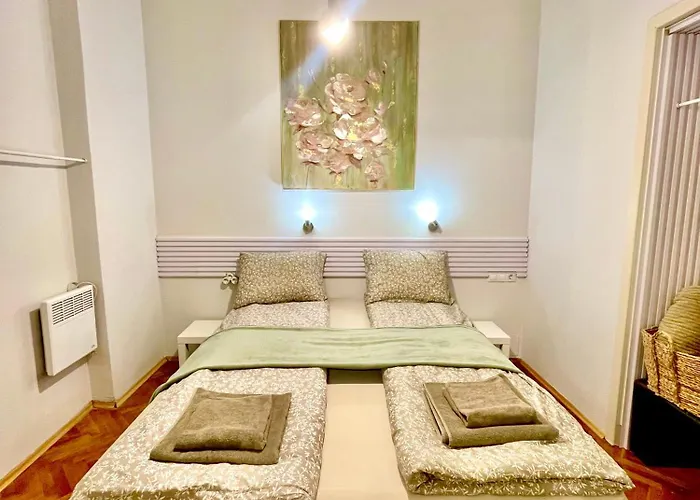 Апартаменты 'Tide Frame' Apartment - Big, Super Central, 2 Bathrooms Бургас