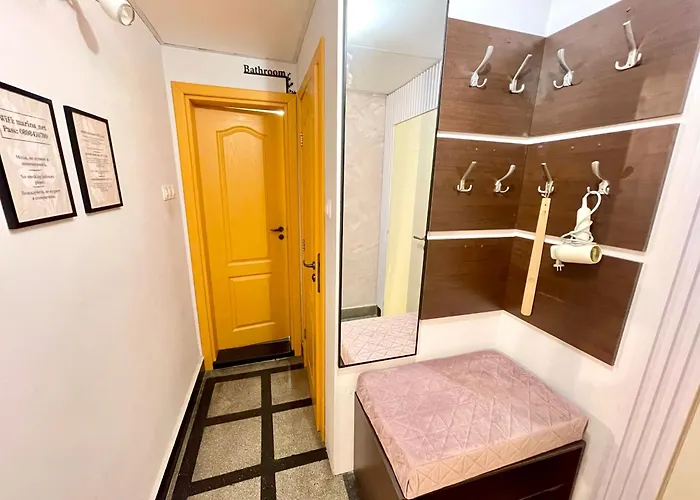 Апартаменты 'Tide Frame' Apartment - Big, Super Central, 2 Bathrooms *